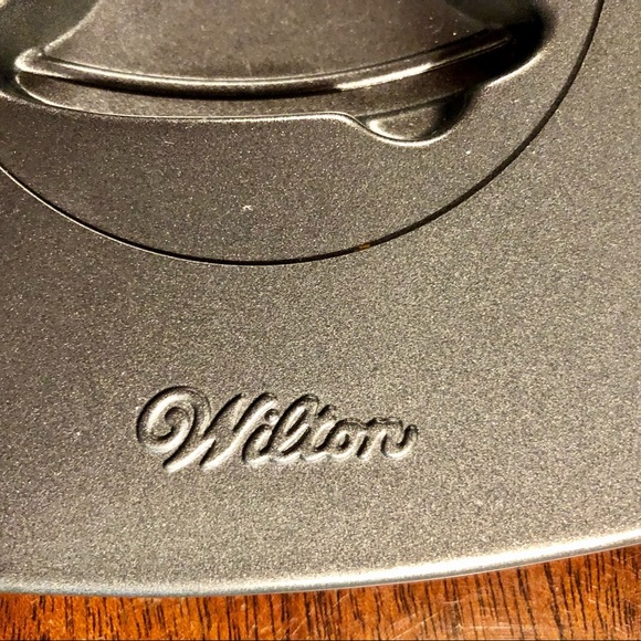 NWOT Holiday Themed Cookie or Muffin Baking sheet - Picture 4 of 5